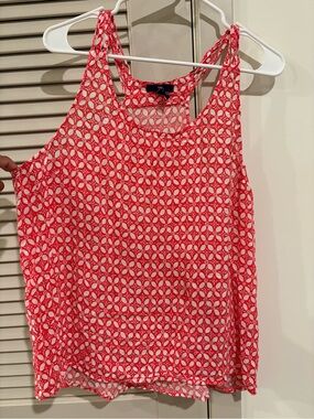 GAP Women’s Coral and White Printed Sleeveless Blouse*Sz. Large